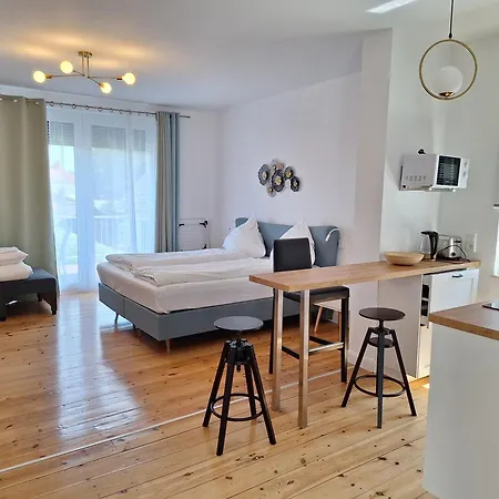 Wald Und Wasser * 말호프